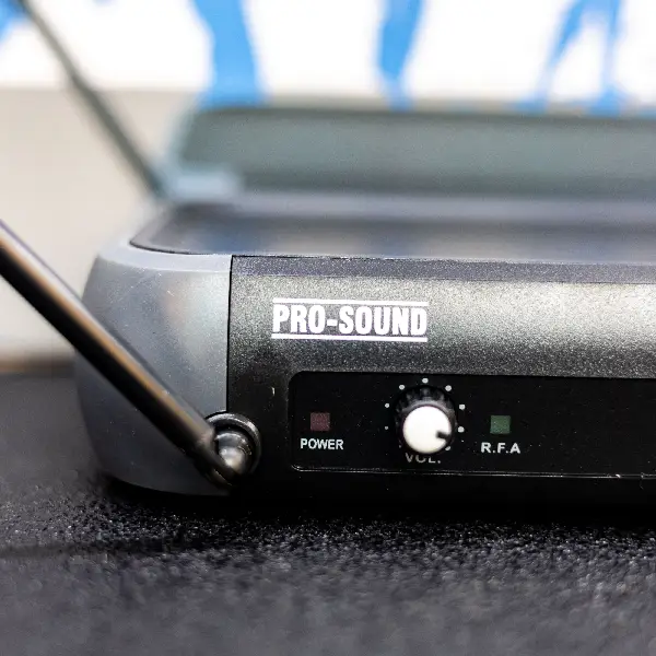 Pro Sound PG42H wireless VHF microphone Pro Sound PG42H VHF microphone Pro Sound PG42H microphone