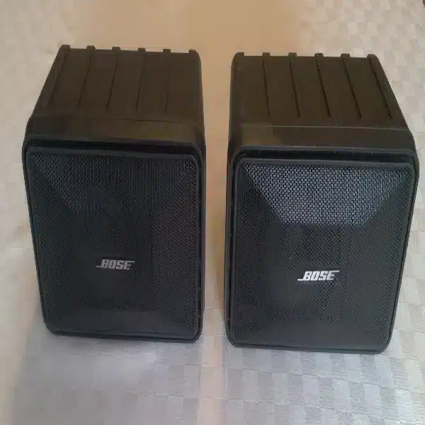 wall mount pair speakers