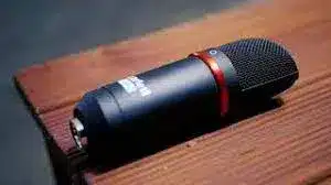 Scarlett CM25