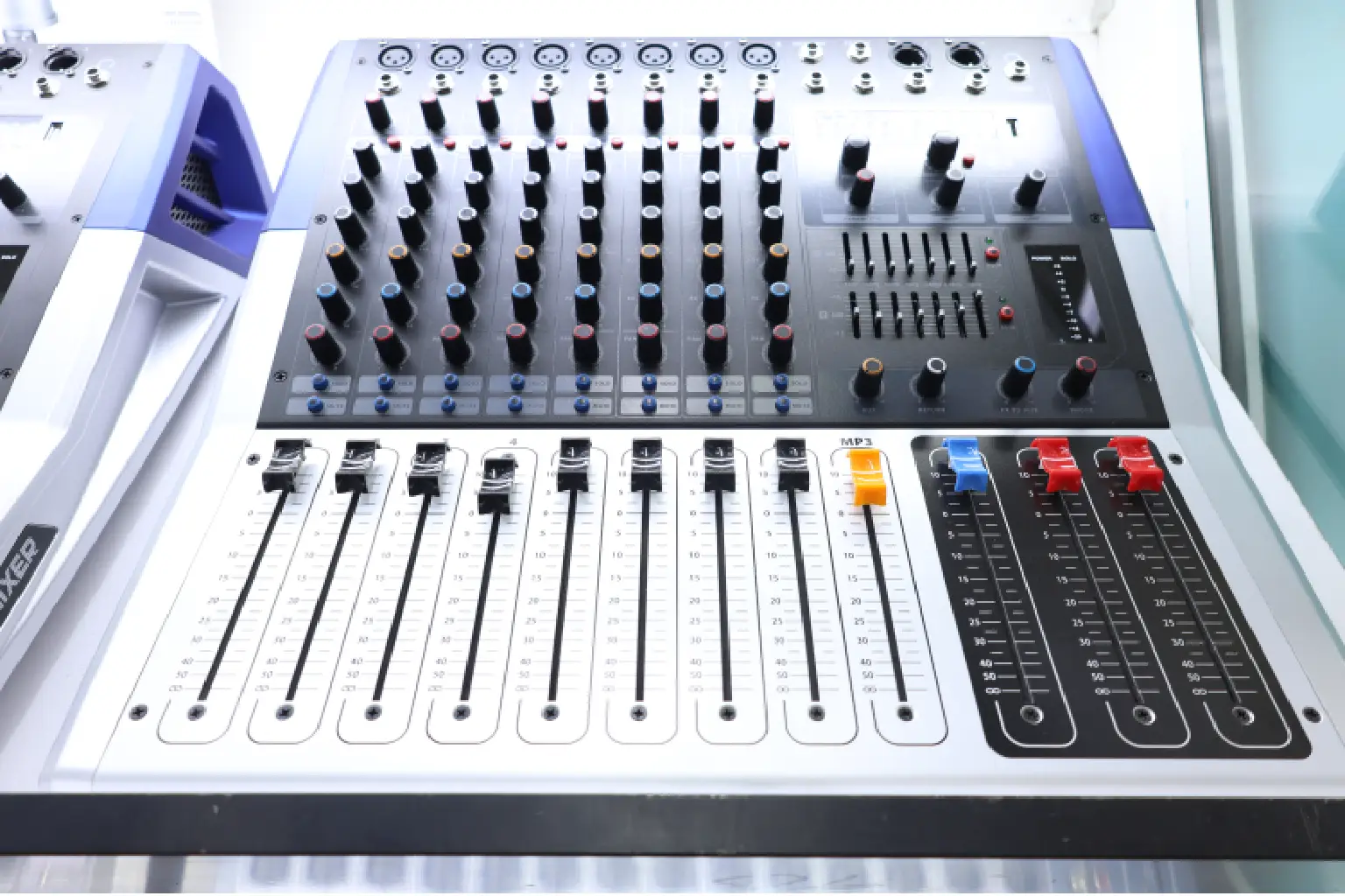 PevPev Pro KV 80 Mixer