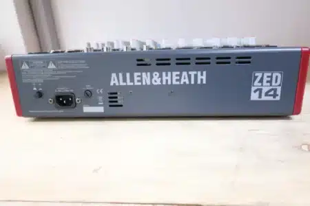 Allen & Heath ZED 14 output options
