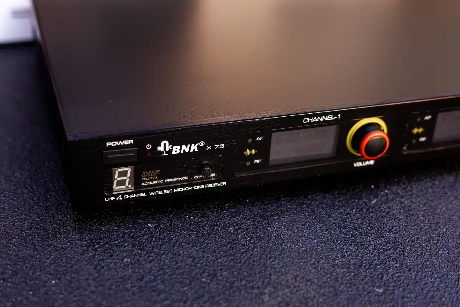 BNK X75 features
