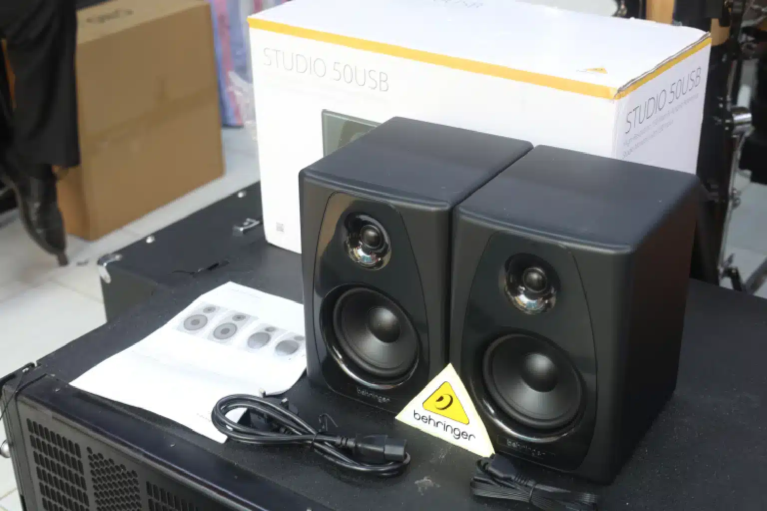 Behringer Studio 50USB connectivity