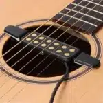 Guitar pick up