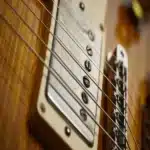 Guitar pick up