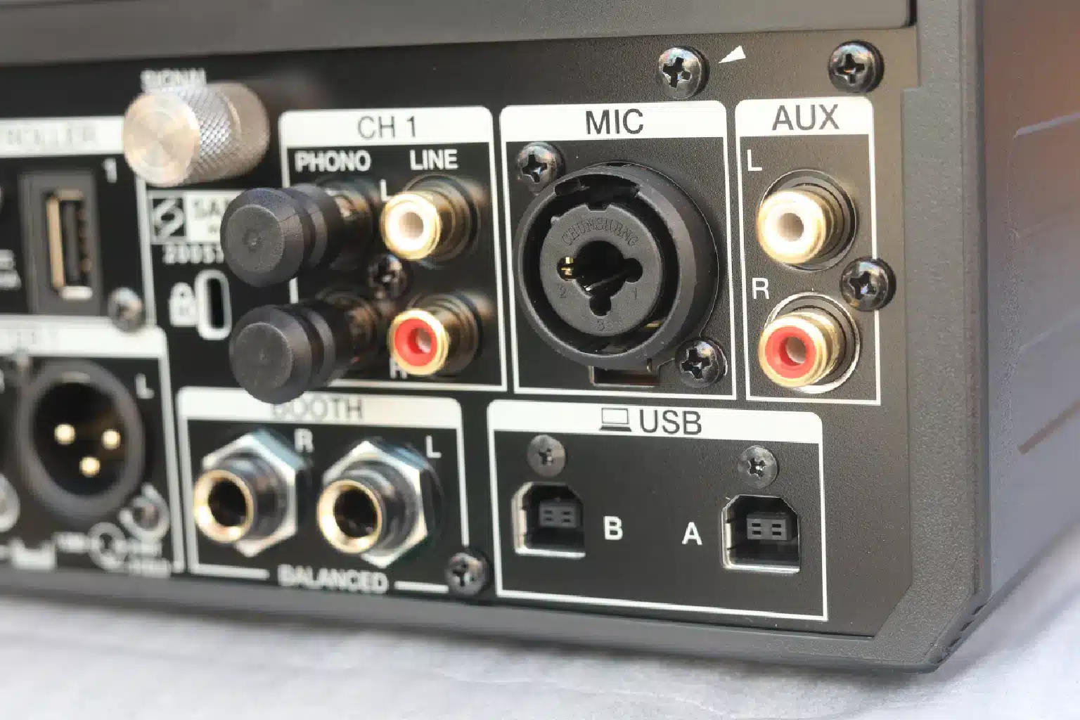 Pioneer DJM-S11 Kenya, 