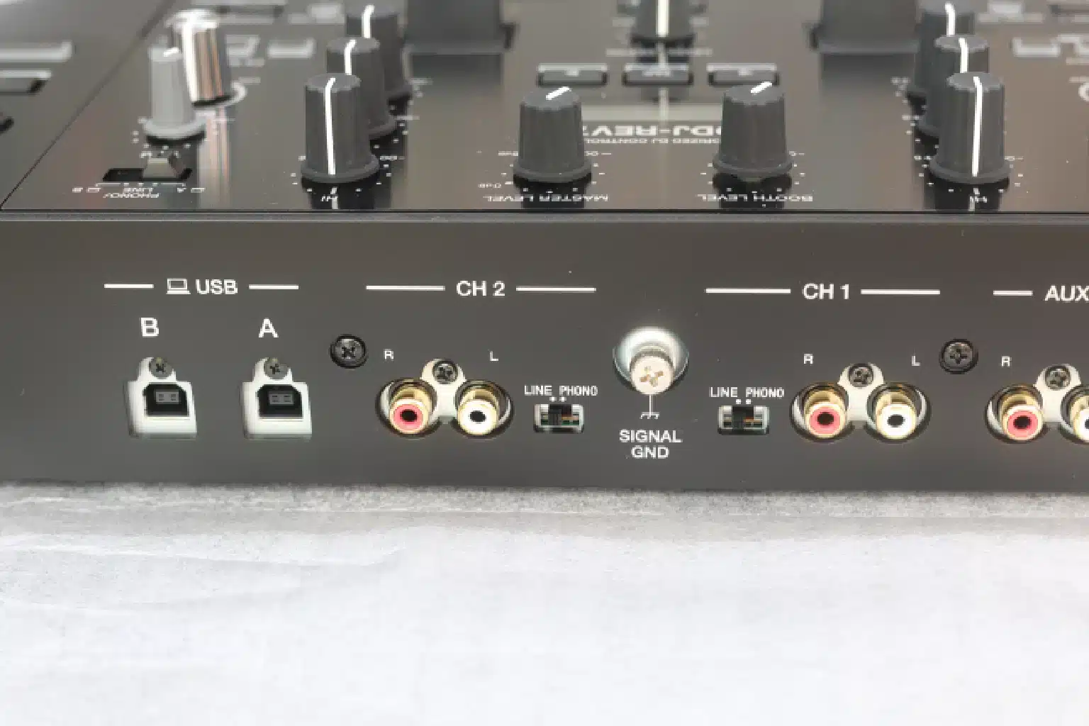 Affordable DJ controller Kenya,