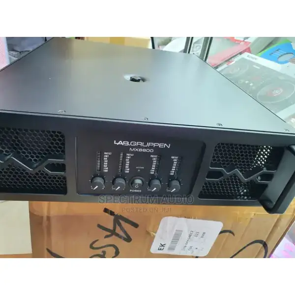Lab Gruppen MX8800