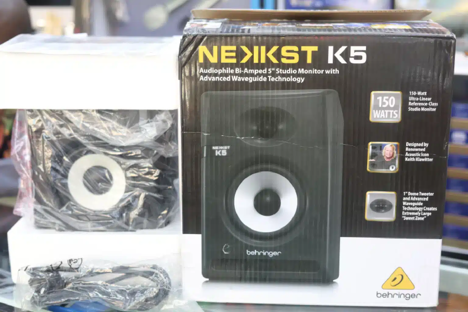 Behringer Nekkst K5 professional monitor