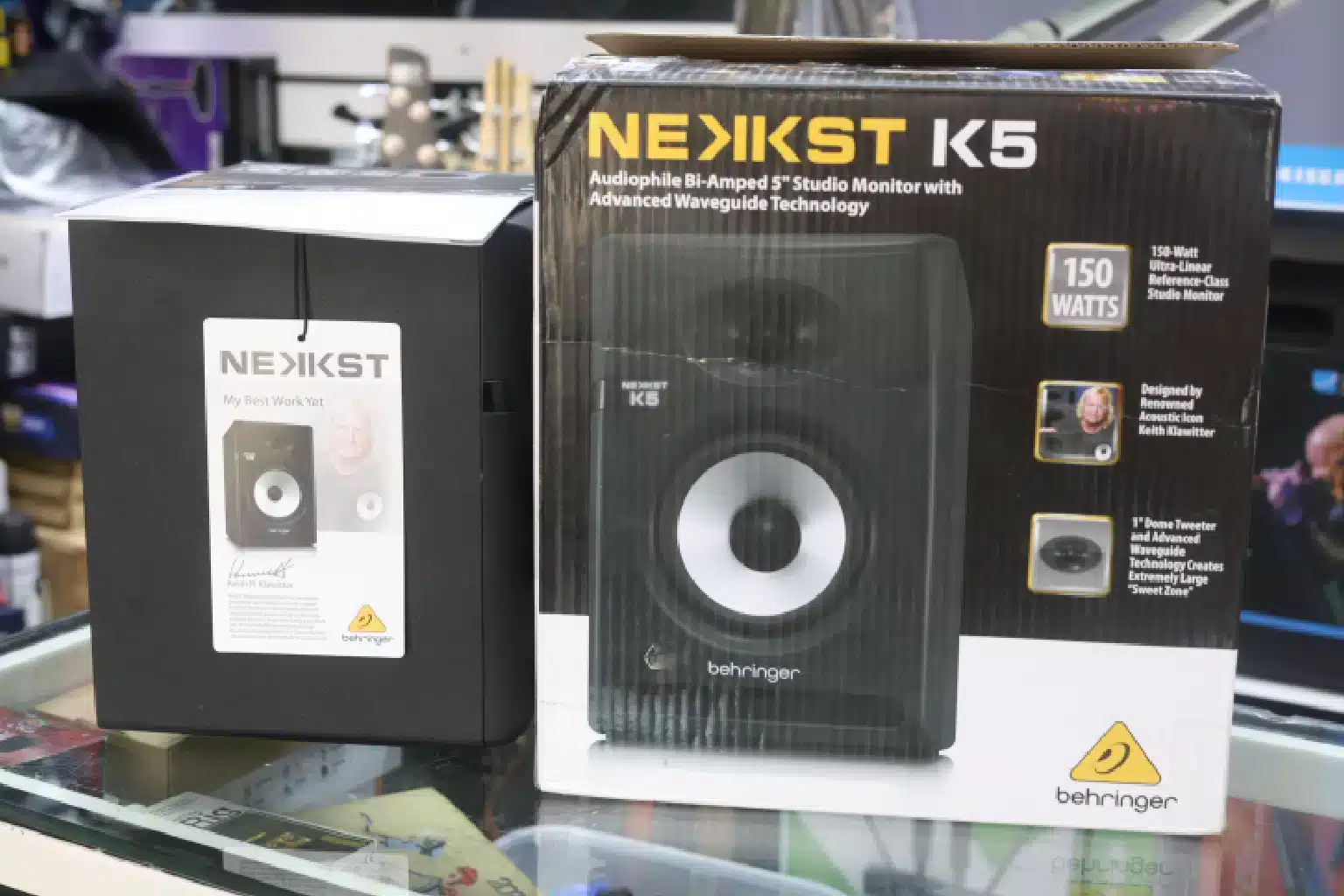 Behringer Nekkst