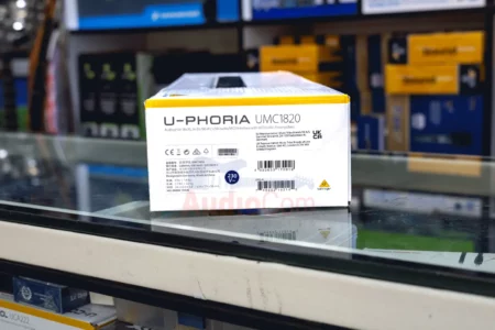 Behringer UMC 1820 preamp