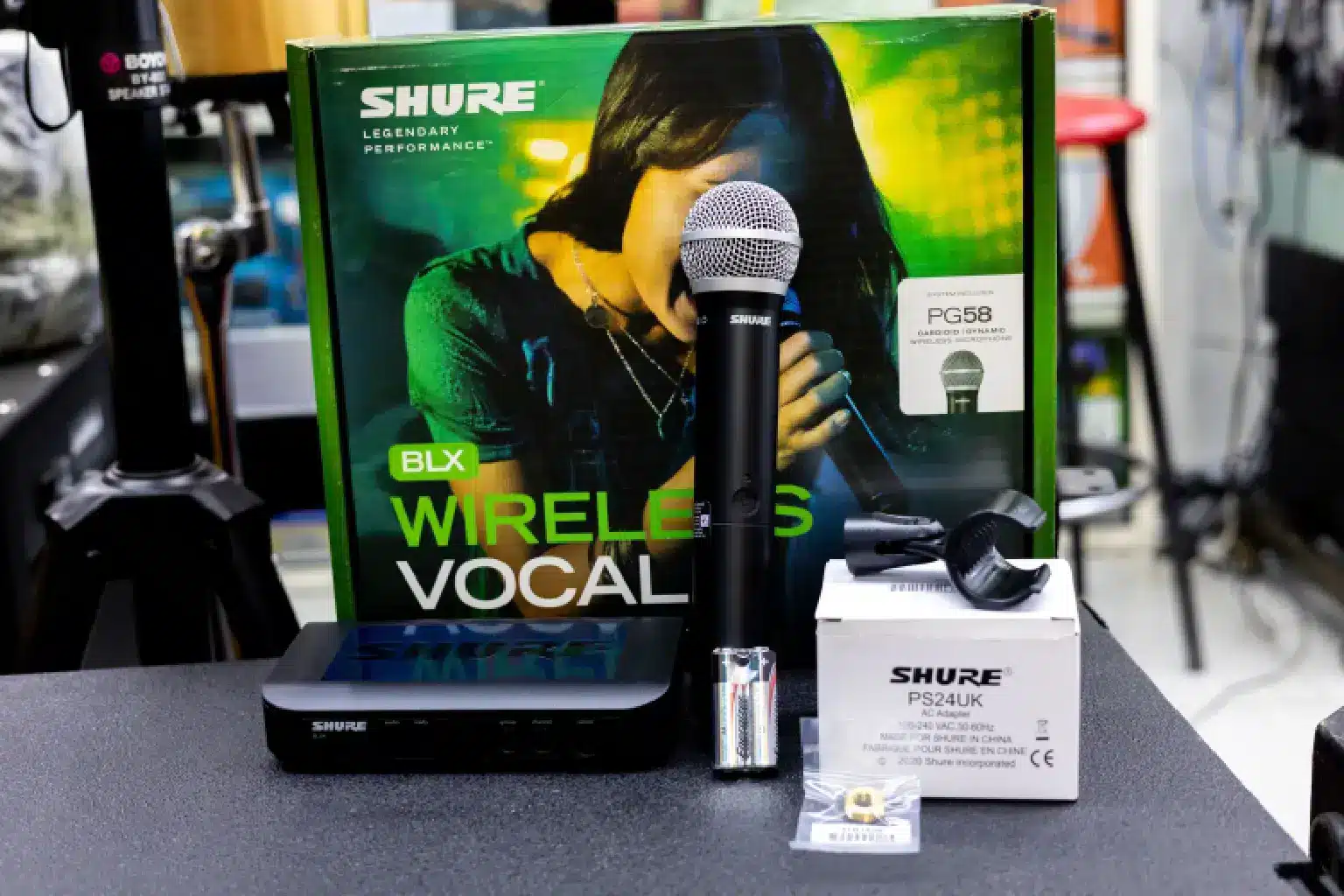 wireless microphone music shops 