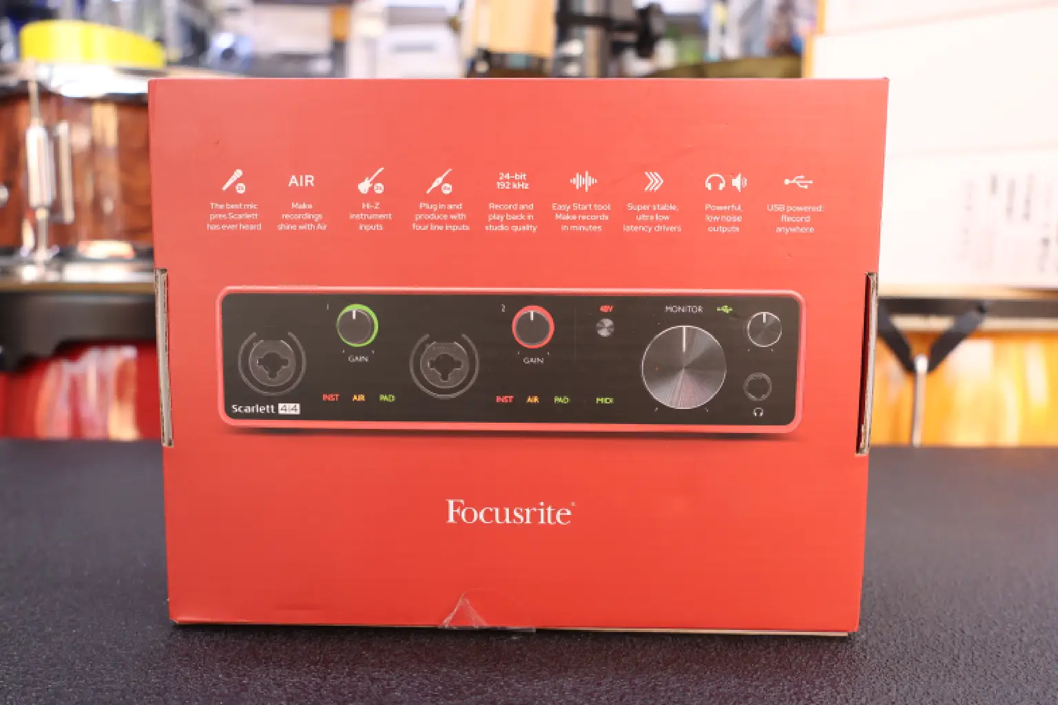 4i4 4x4 USB audio/MIDI interface 