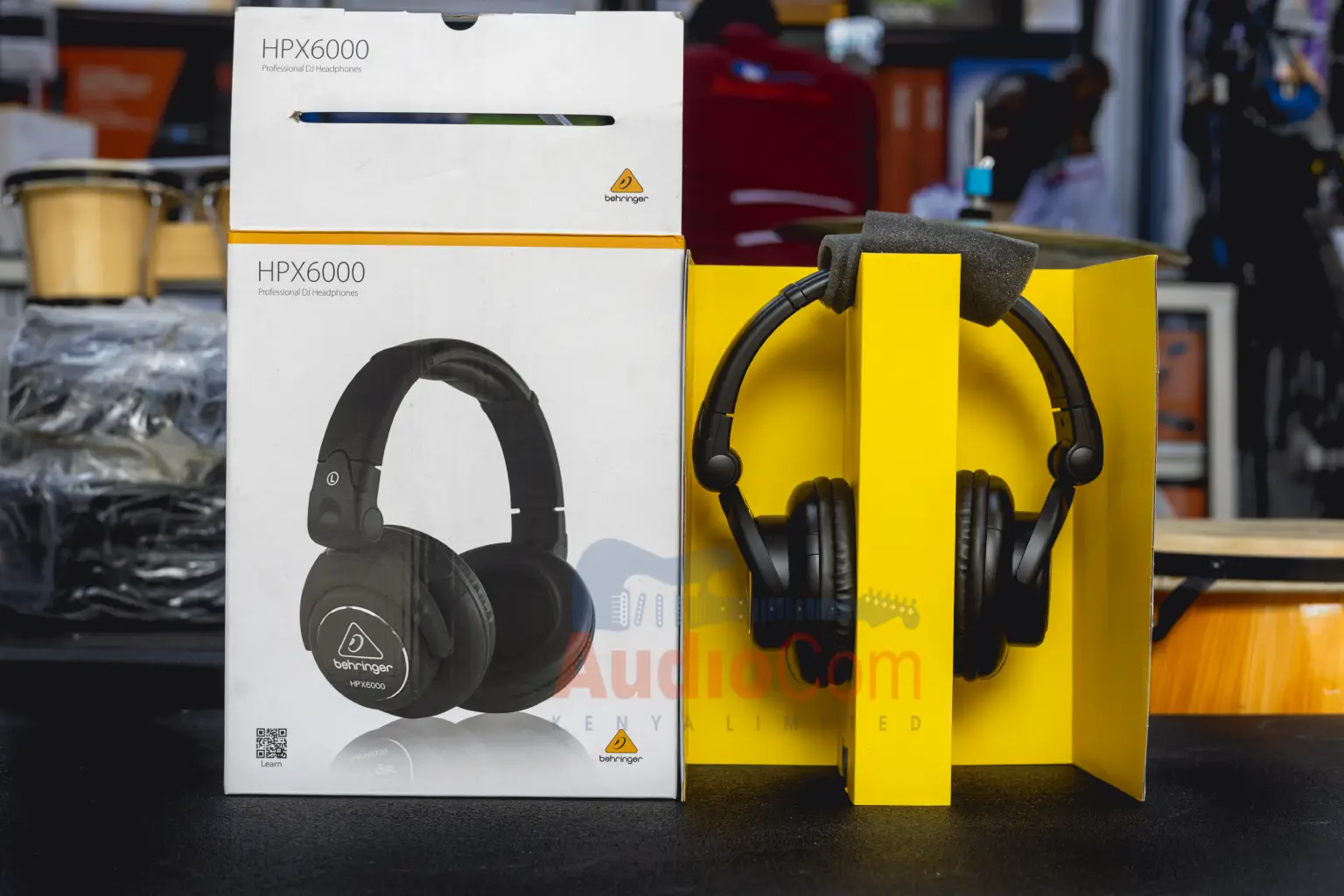 noise cancelling dj headphones 