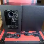 Yamaha hs8