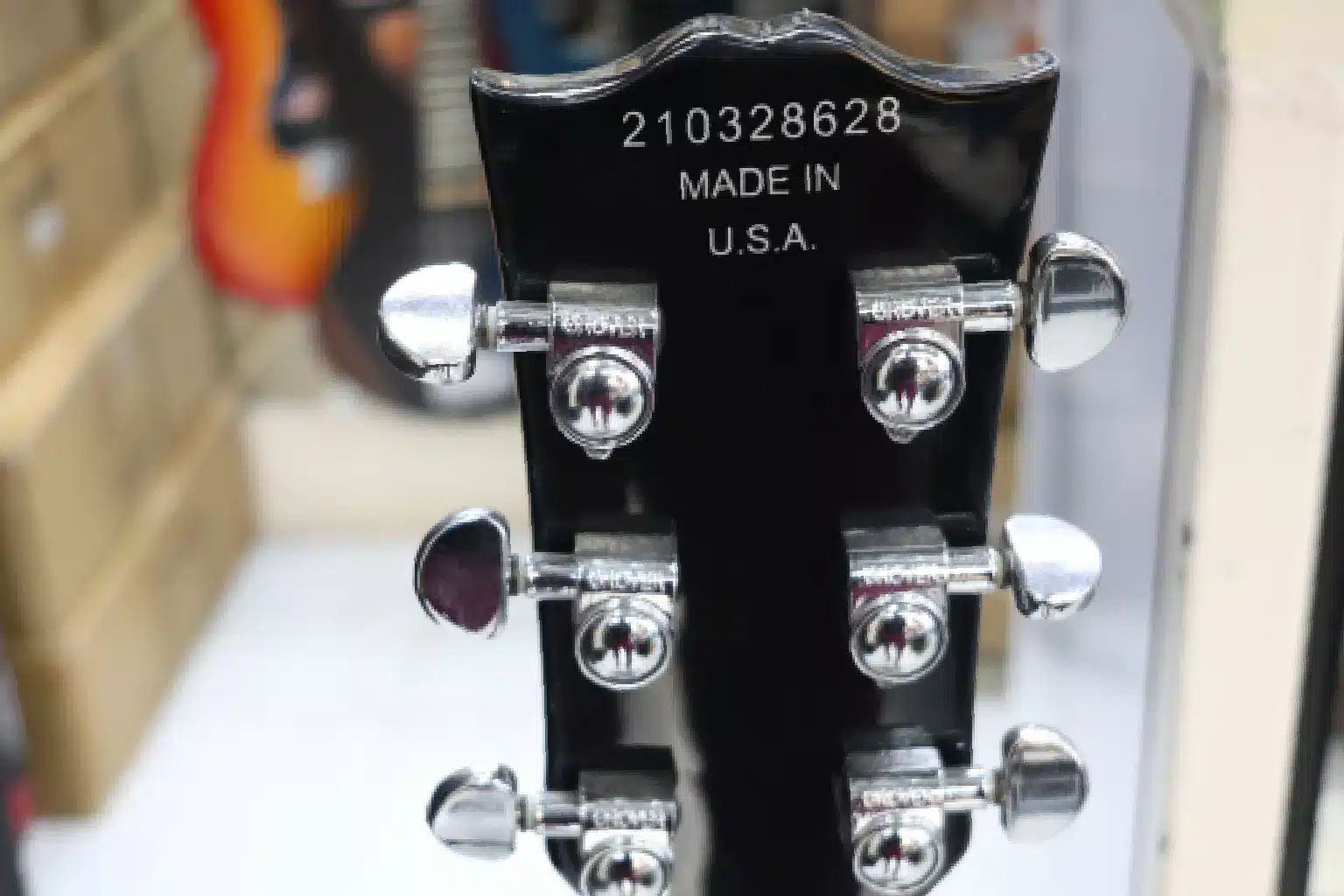 vintage Gibson jazz guitar