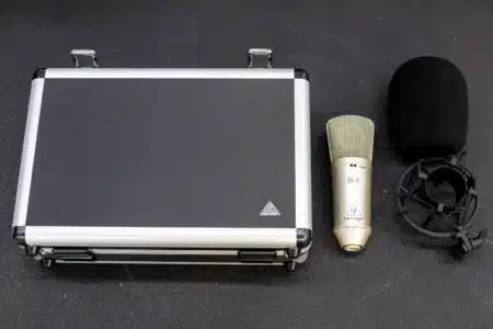 Behringer B-1 accessories