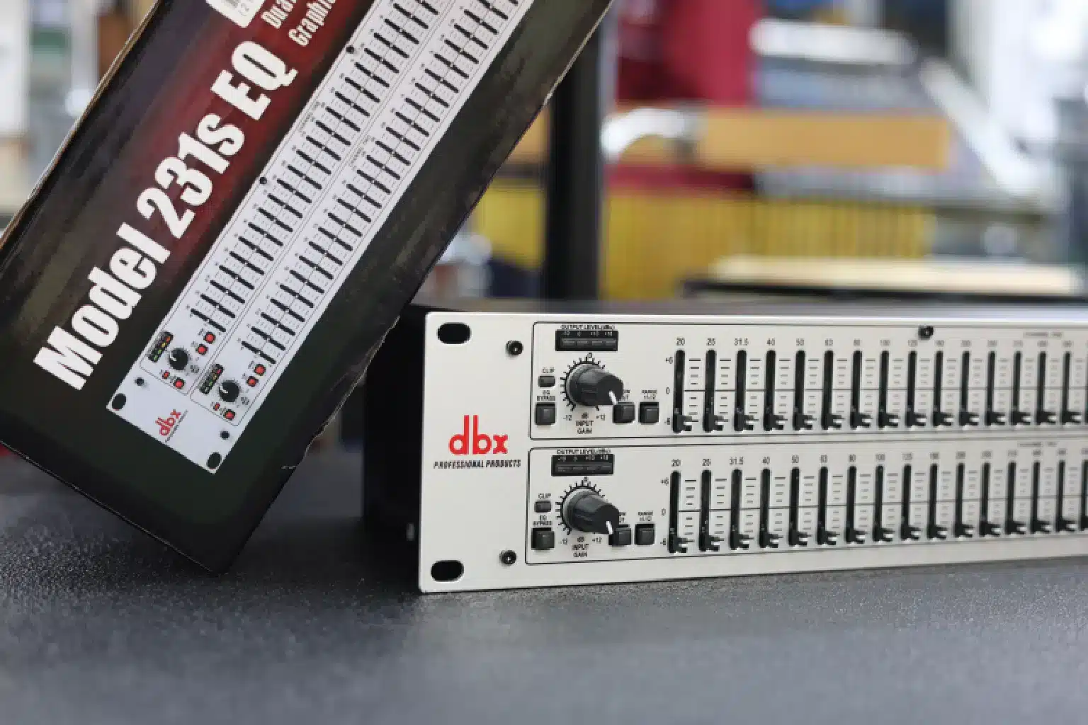 Behringer DBX 231s EQ 31-band