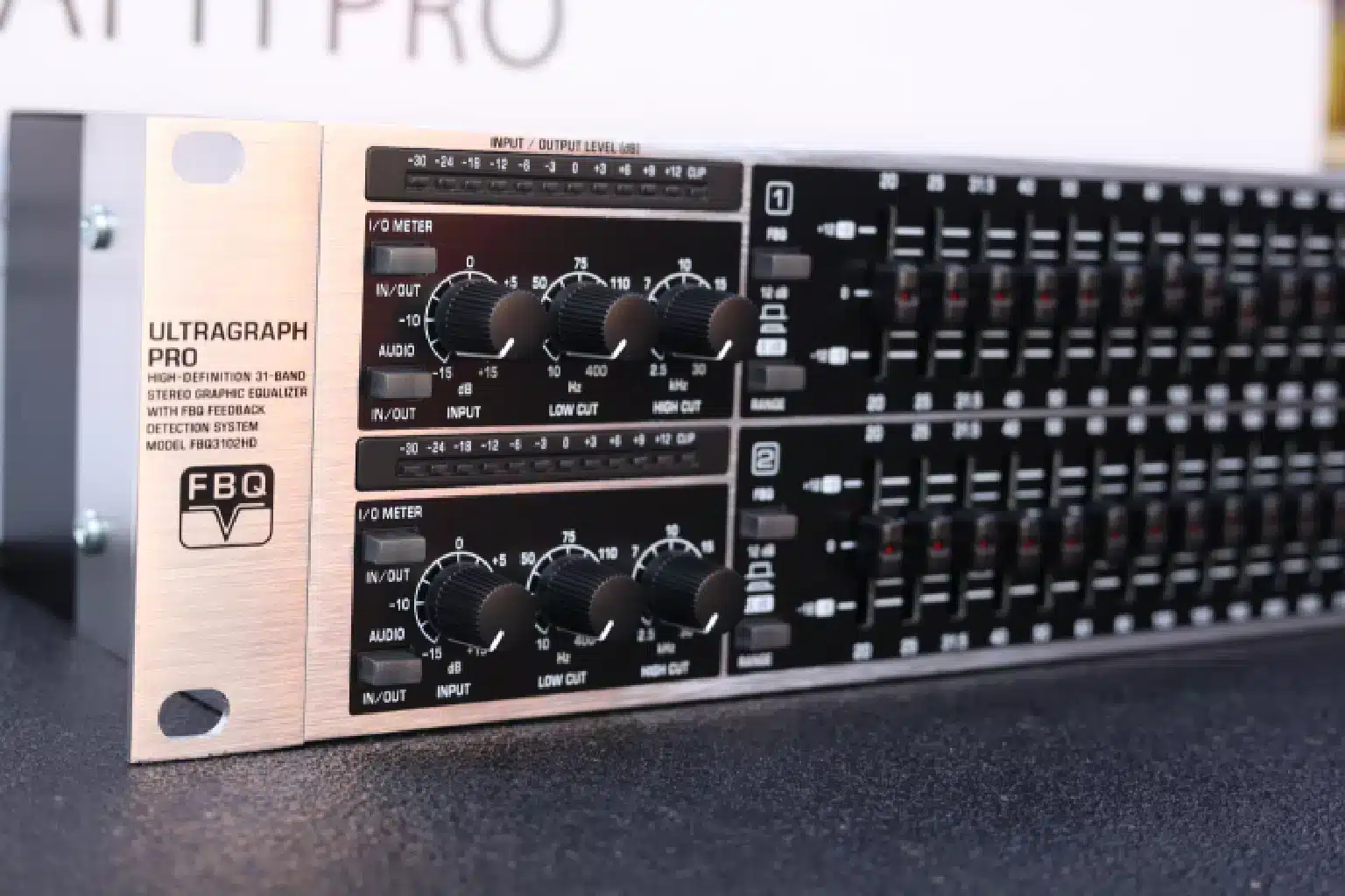 behringer fbq3102 equalizer price 