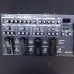 BOSS ME80 effects pedal