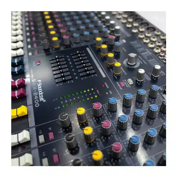 Soundcraft SMX 2400