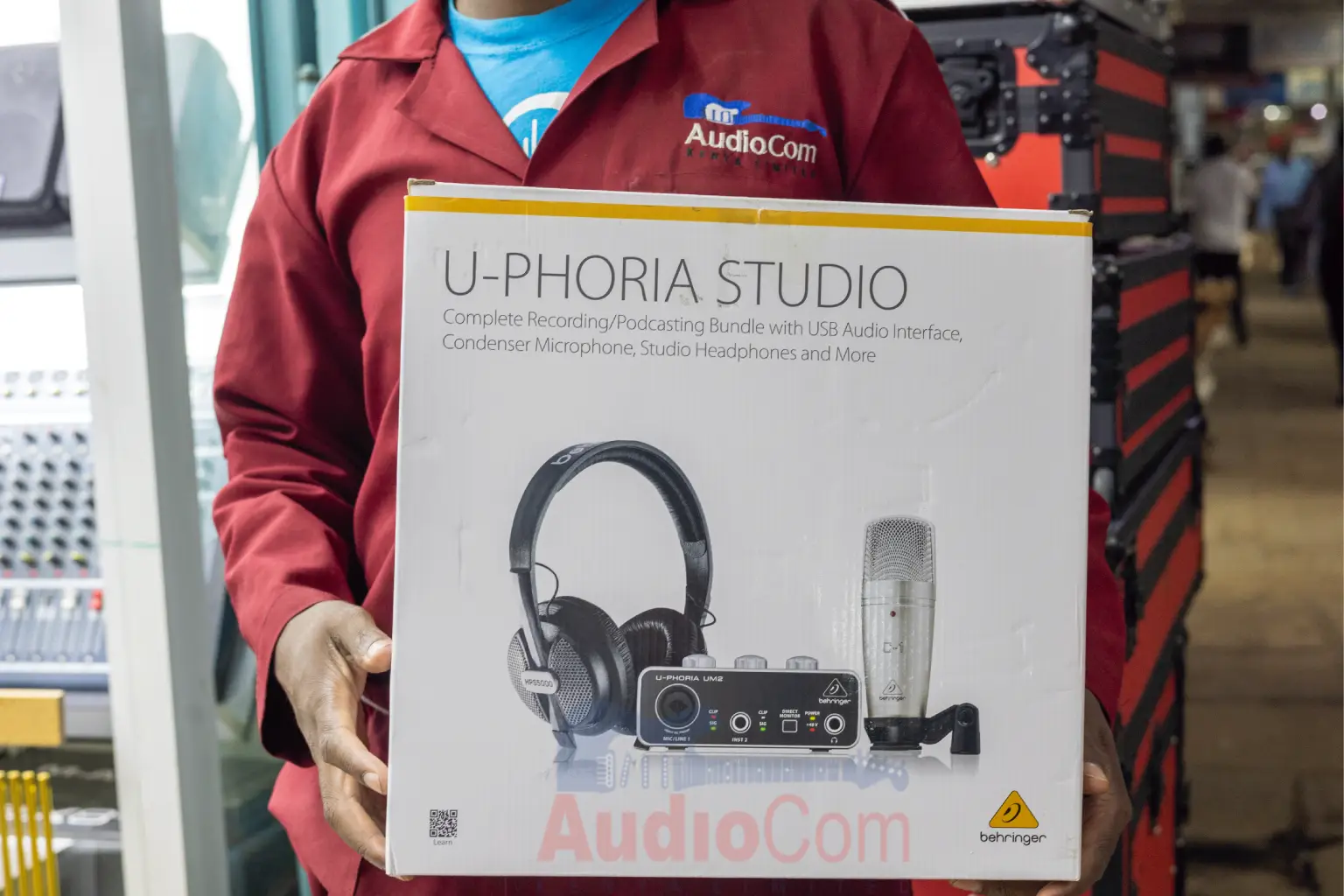 U-PHORIA studio music shops 