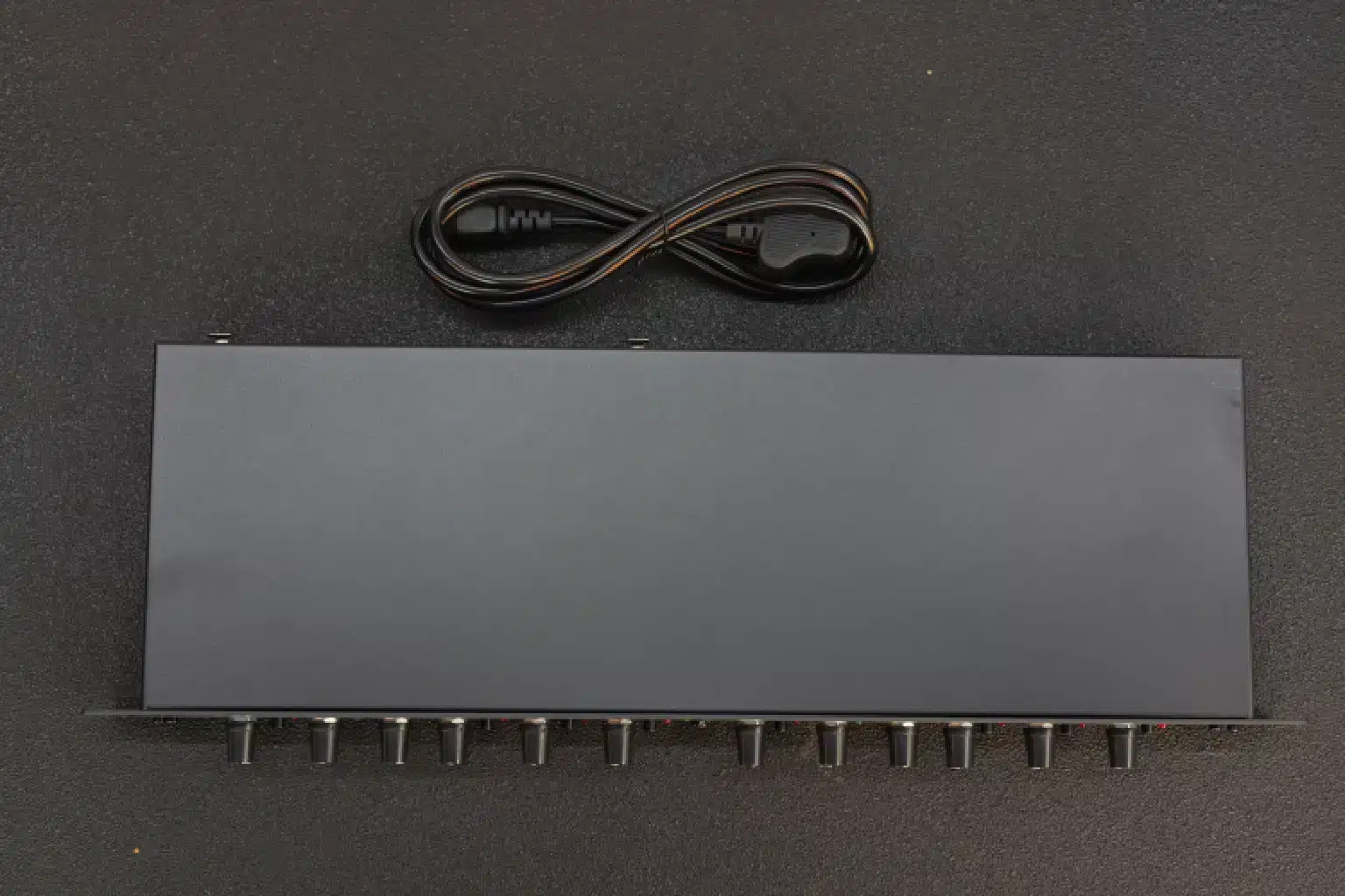 Behringer DBX 234XL