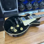 Gibson solo guitar