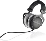 beyerdynamic-DT-770-PRO-80-Ohm-Studio-Headphones-in-wired-for-professional-recording-and-monitoring