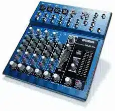 Yamaha MG8 Mixer