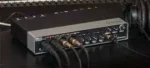 STEINBERG-UR44-6X4-USB-AUDIO-INTERFACE-3