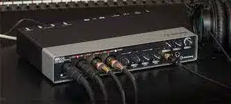 Steinberg UR44 6X4 USB