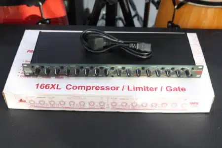 dbx 166XL signal processor