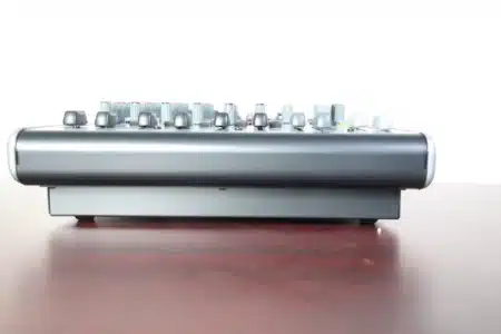 Behringer Xenyx X1204USB reviews,