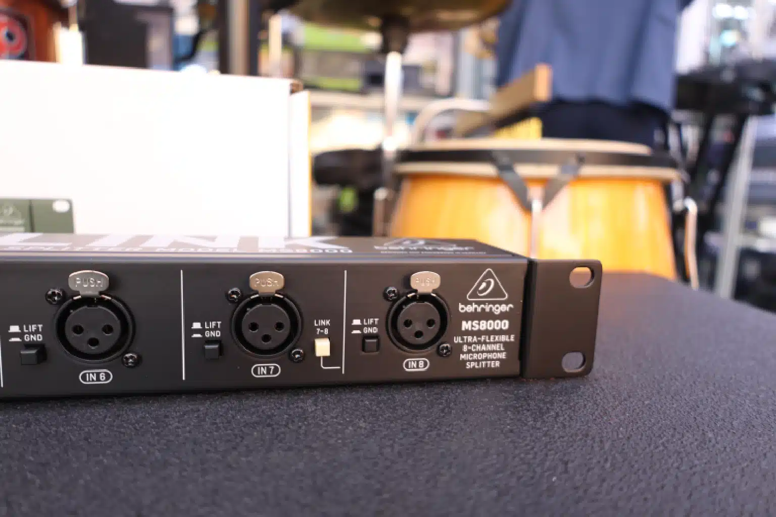 MS8000 rack splitter