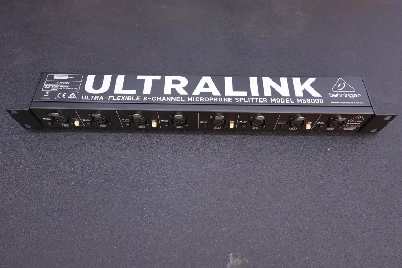 MS8000 signal distributor