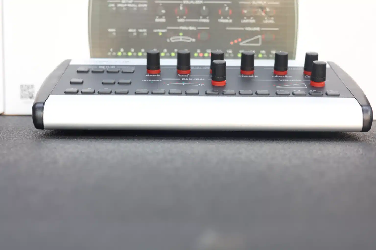 Behringer PowerPlay P16-M firmware update