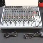 Behringer QX2222USB