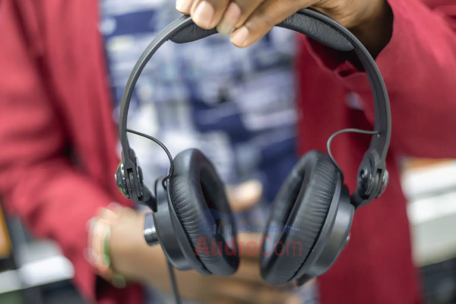 supra headphones shops in Kenya 