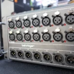 Behringer S32