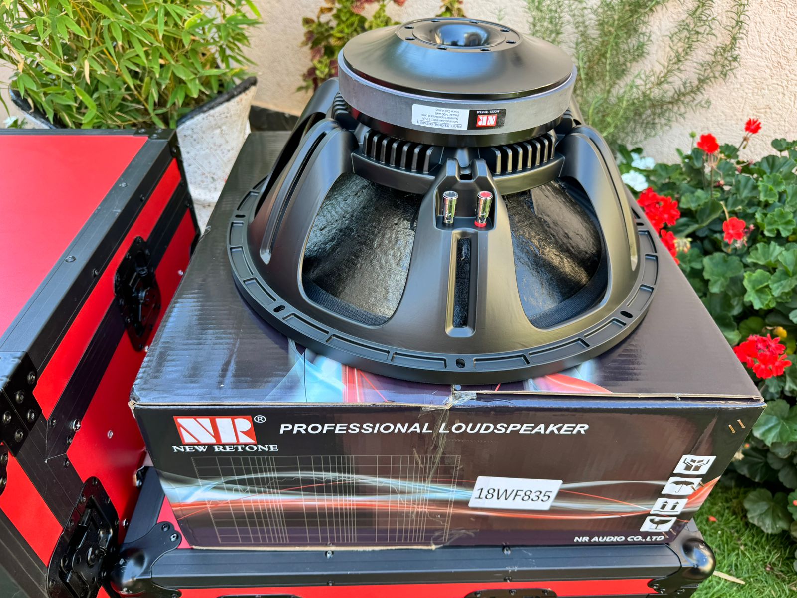 NR 18WF 835