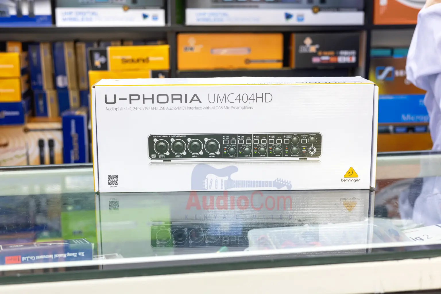 U-PHORIA UMC404HD best price