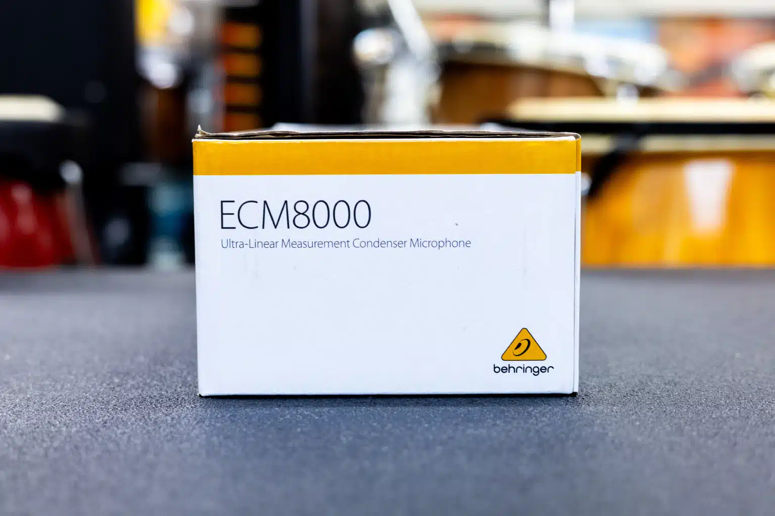 ECM8000 vs Dayton EMM-6