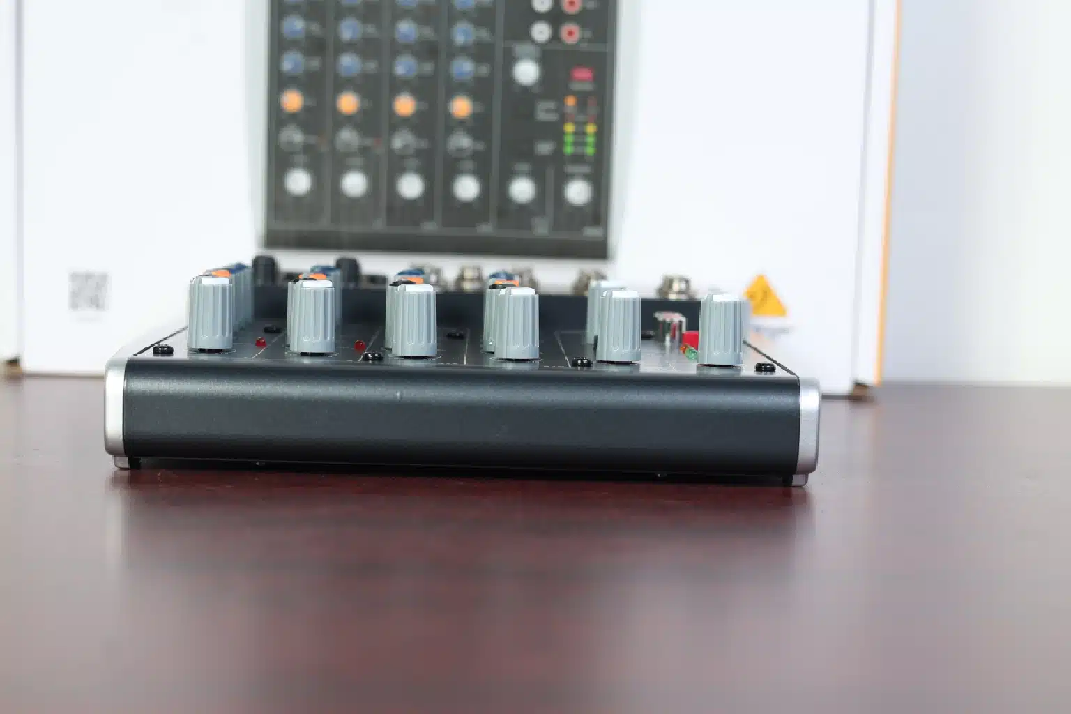 Best price for Behringer Xenyx 802S in Kenya