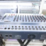 Mackie YA 1202 USB 4