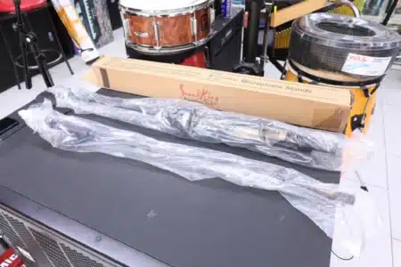Soundking DD 005 mic stand sale