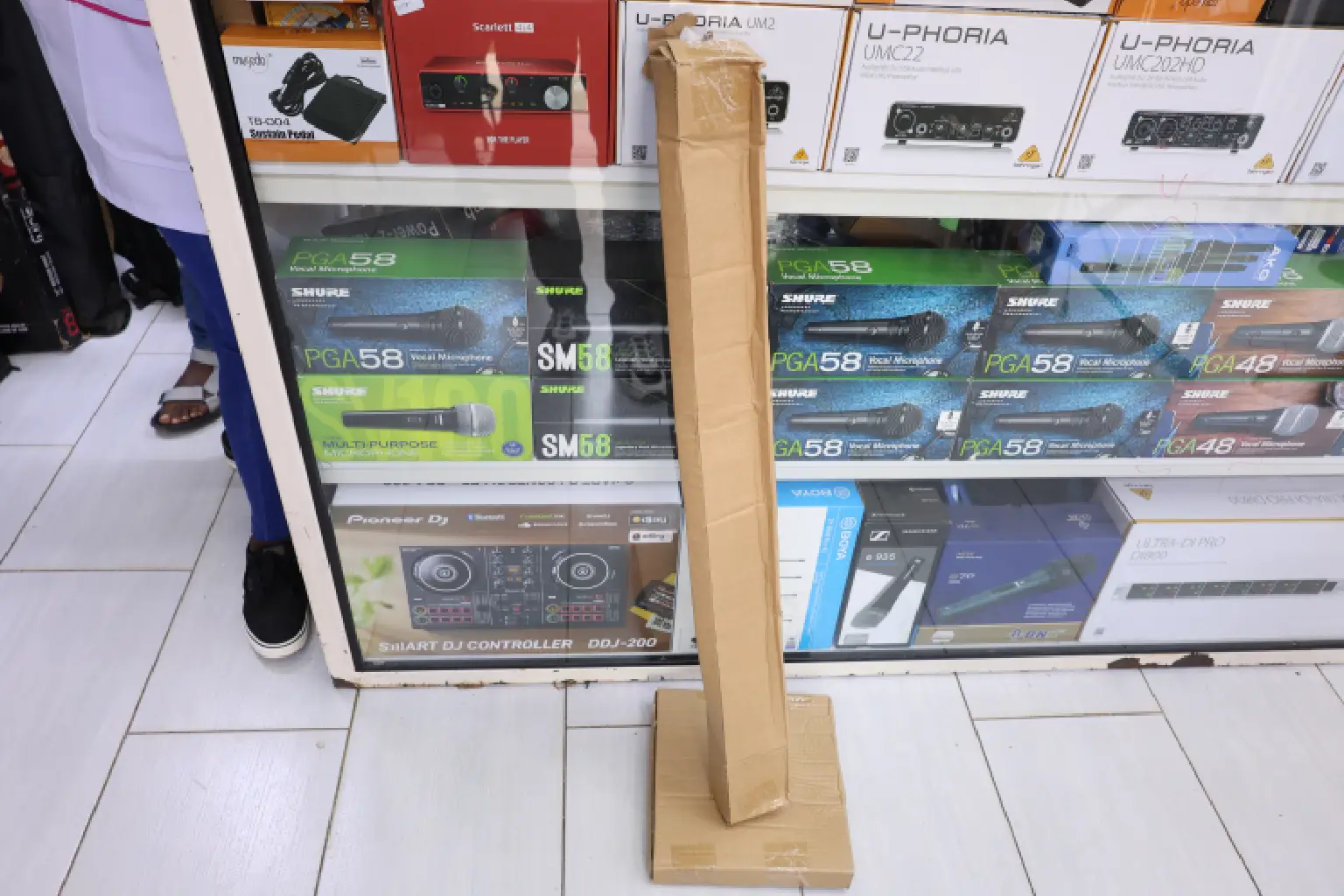 Newnabie mic stand shops