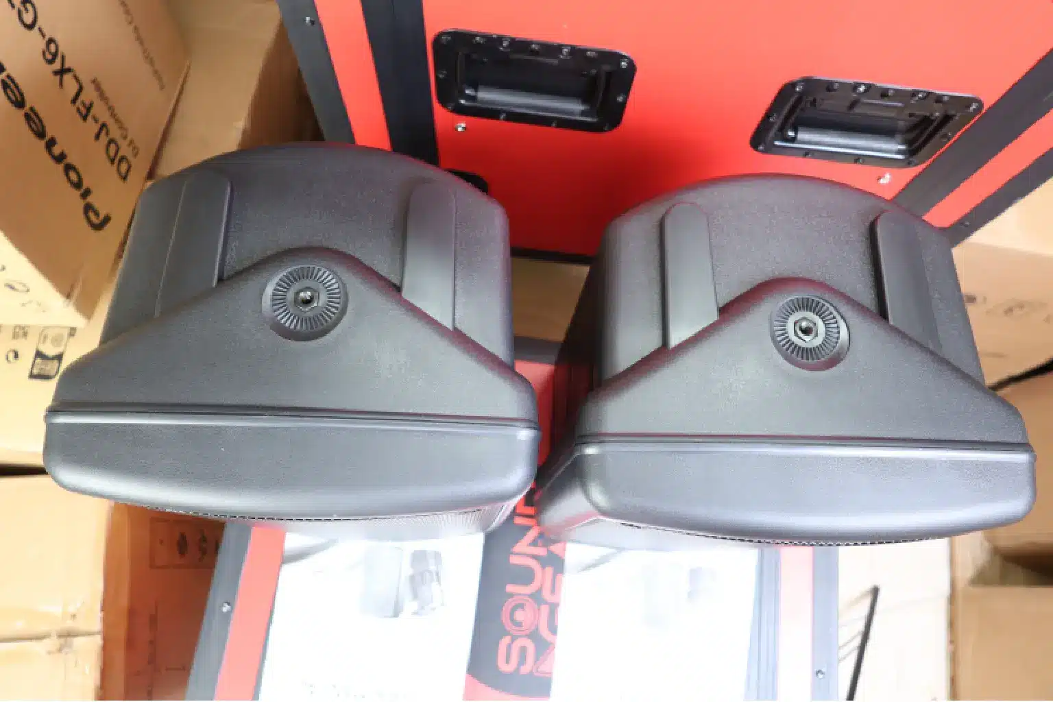 Soundking FP208 technical details