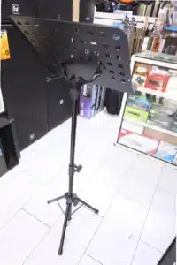 Soundking DF013B stability