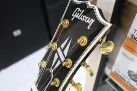 Gibson electric guitar